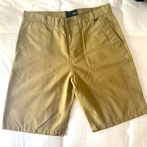 Hurley khaki patterned shorts size 33